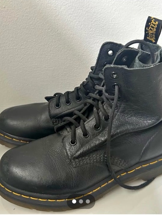 Dr. Martens Shoes - Y2K Dr. Martens 1460 Pascal Virginia Black Soft Leather 8-Eye Boots